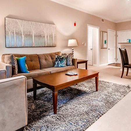 Bluebird Suites In Downtown 프로비던스 외부 사진